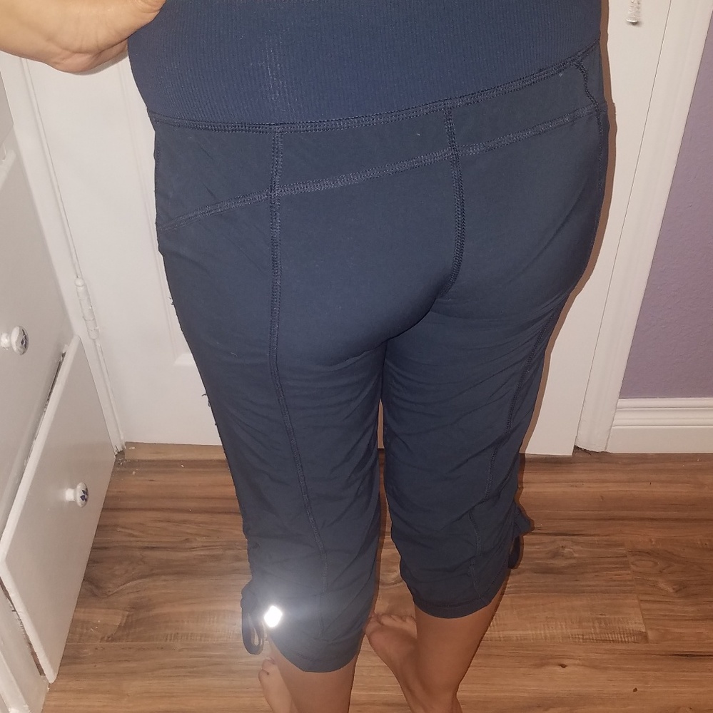 Zella Drawstring Capri